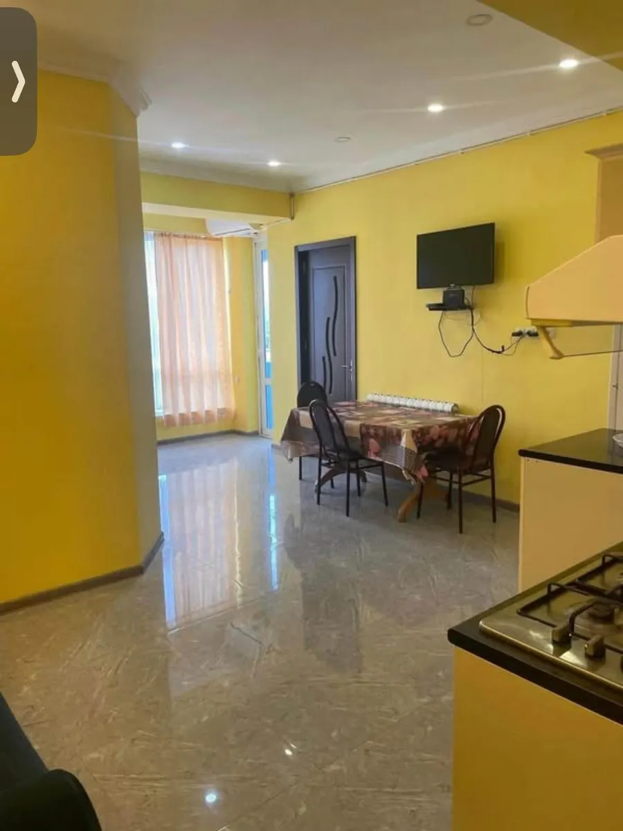 Квартира, 3-комн., 75 м²