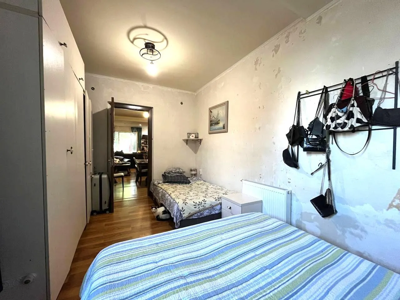 House, 3-room, 100 m²