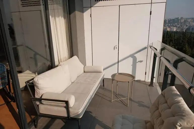 Квартира, 2-комн., 107 м²
