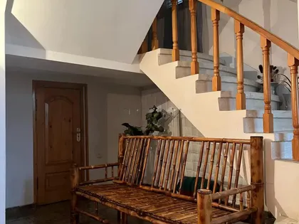 Дом, 5-комн., 367 м²