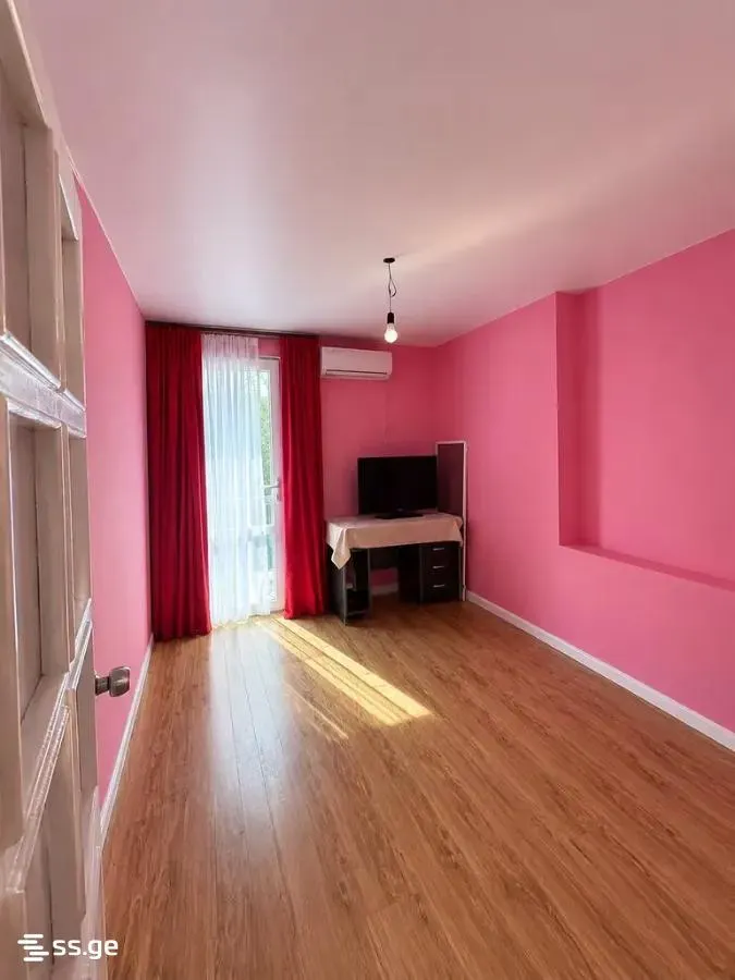 Apartment, 4-room, 95 m²