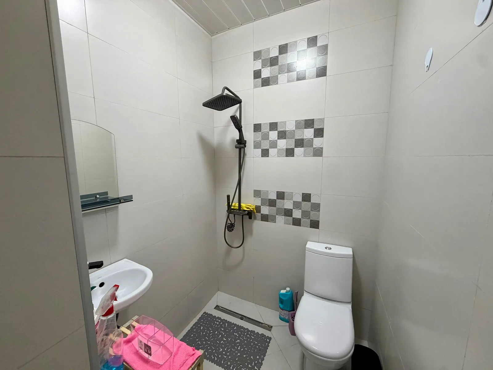 Дом, 7-комн., 370 м²
