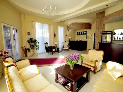 Дом, 10-комн., 600 м²
