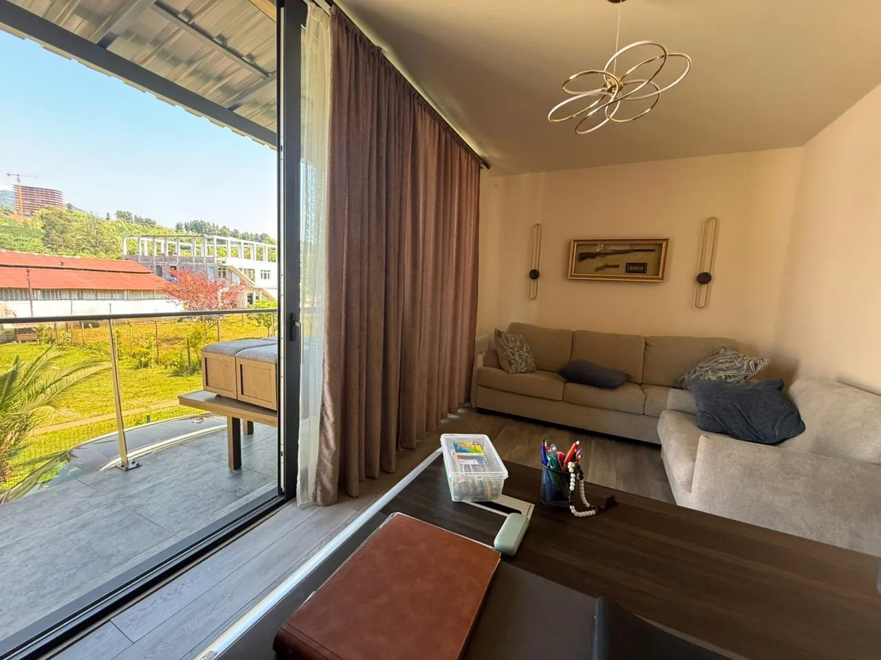 House, 4-room, 140 m²
