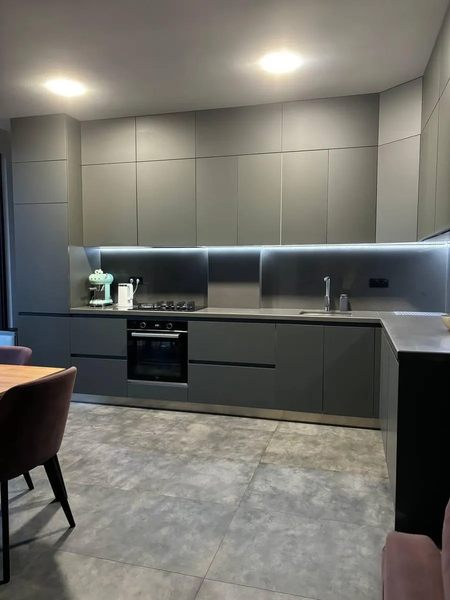 Дом, 3-комн., 230 м²