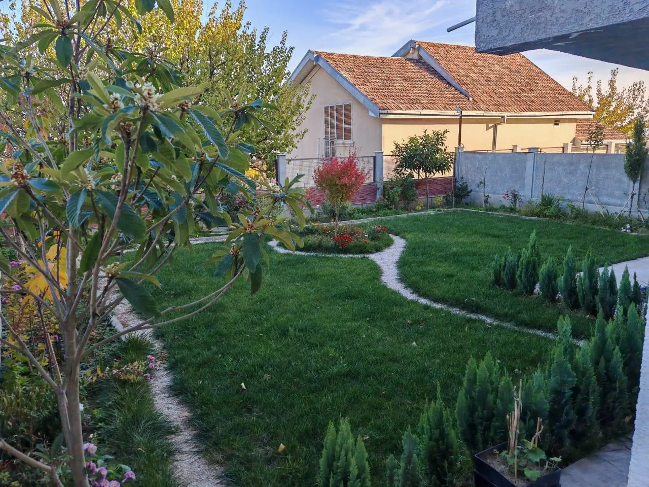 Дом, 5-комн., 345 м²