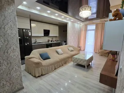 Квартира, 3-комн., 95 м²