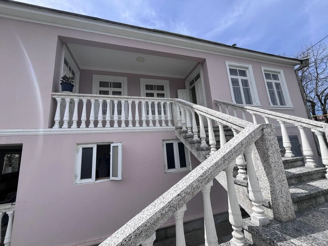 House, 5-room, 576 m²