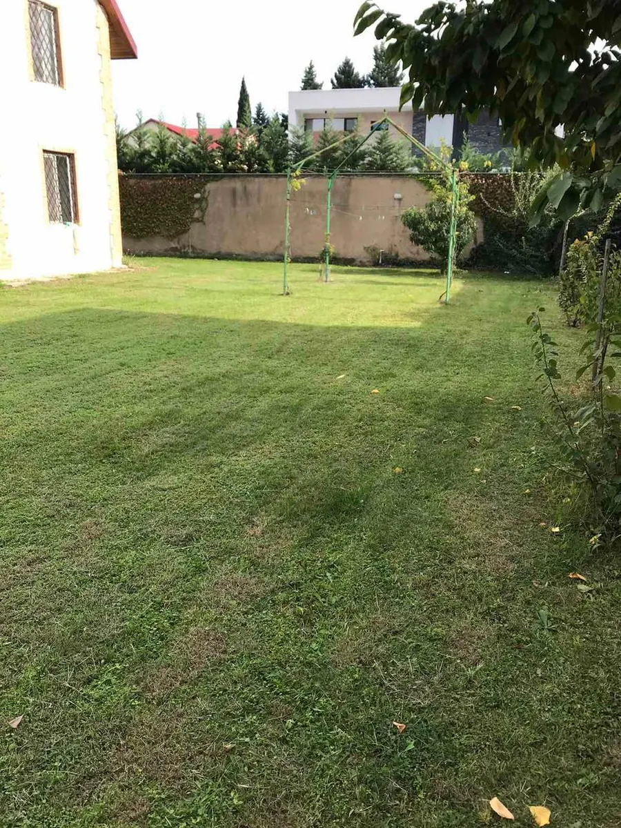 Дом, 5-комн., 700 м²