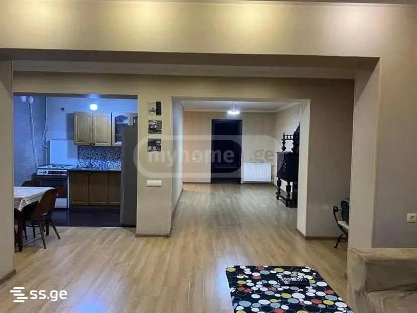 Apartment, 3-room, 115 m²