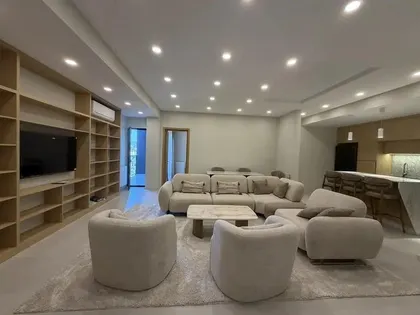 Apartment, 4-room, 150 m²