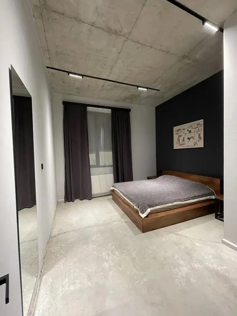 Дом, 6-комн., 300 м²