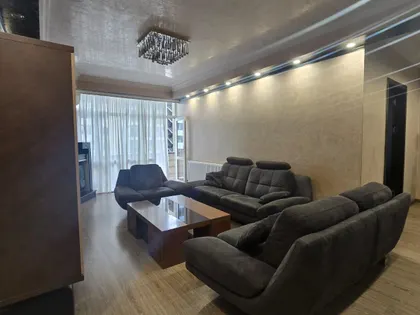 Квартира, 4-комн., 140 м²