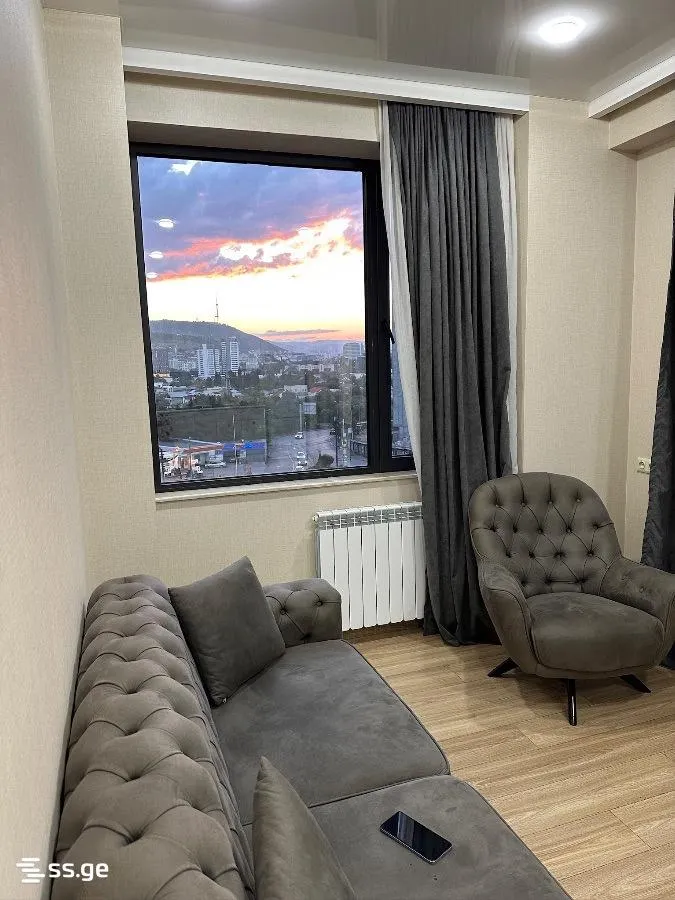 Квартира, 2-комн., 55 м²