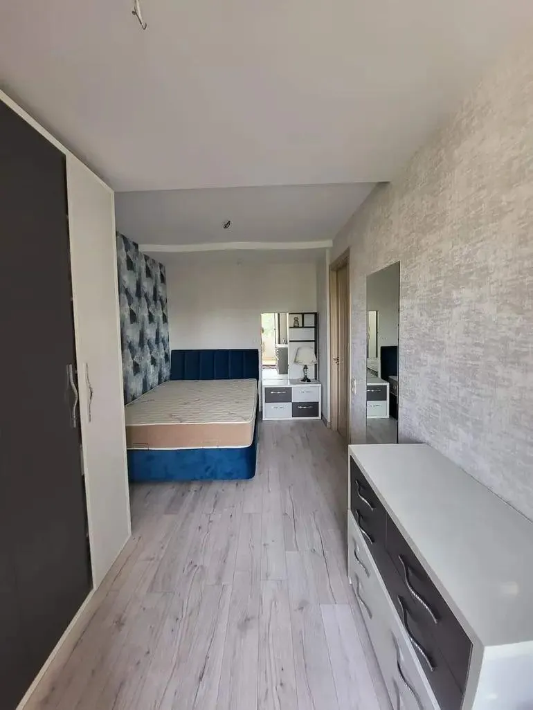 Квартира, 4-комн., 80 м²