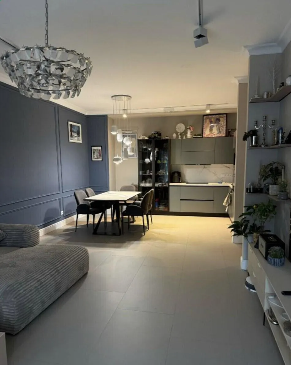 Apartment, 4-room, 131.2 m²