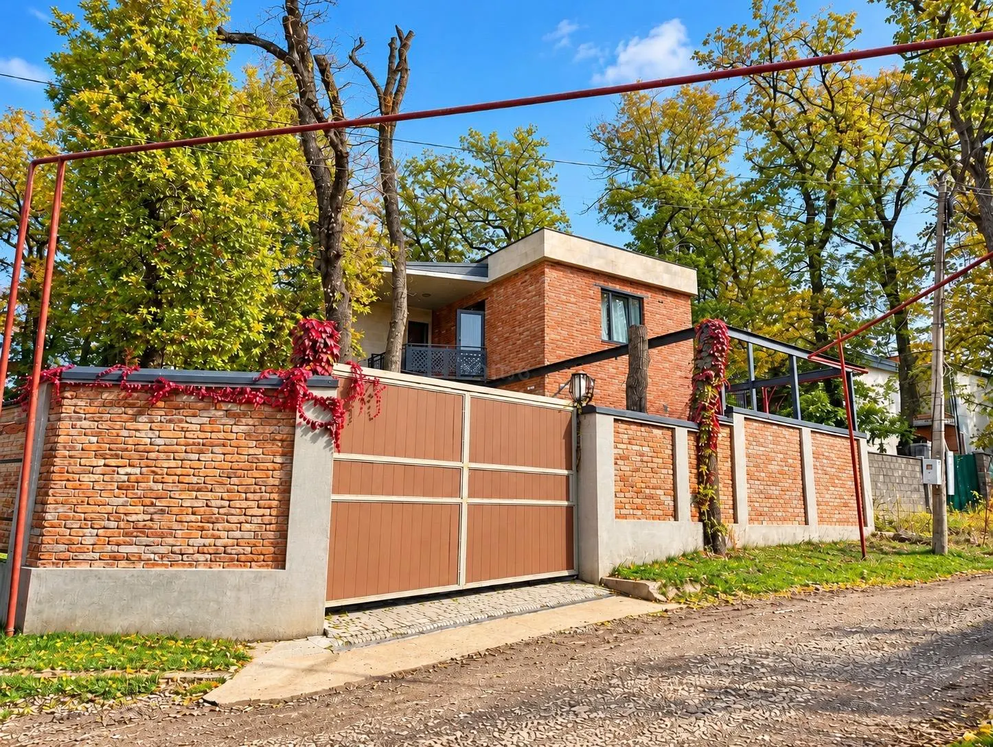 Дом, 5-комн., 140 м²
