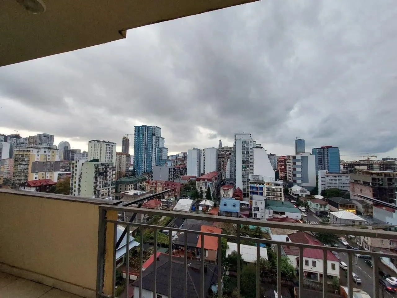 Квартира, 3-комн., 60 м², Giorgi Brtskinvale St, 86