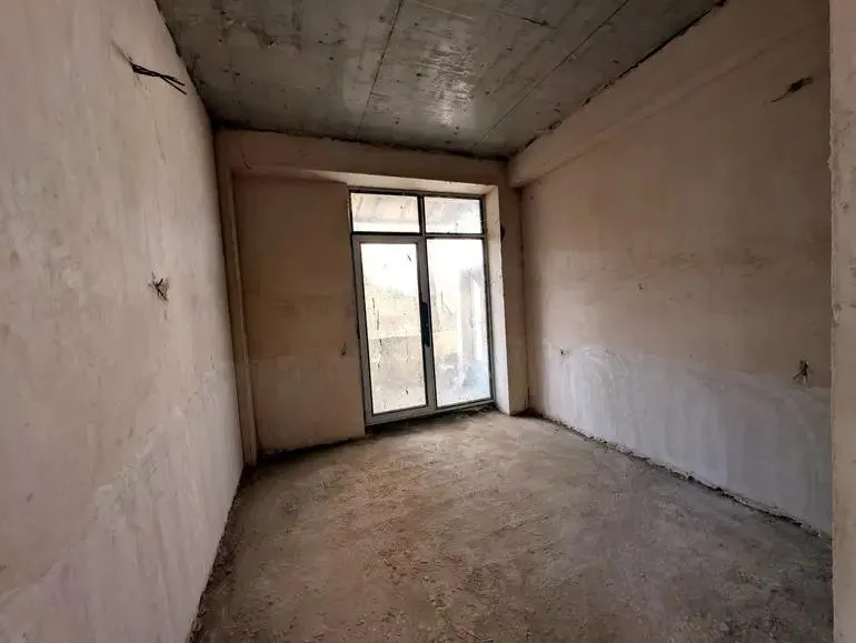Квартира, 4-комн., 101 м²