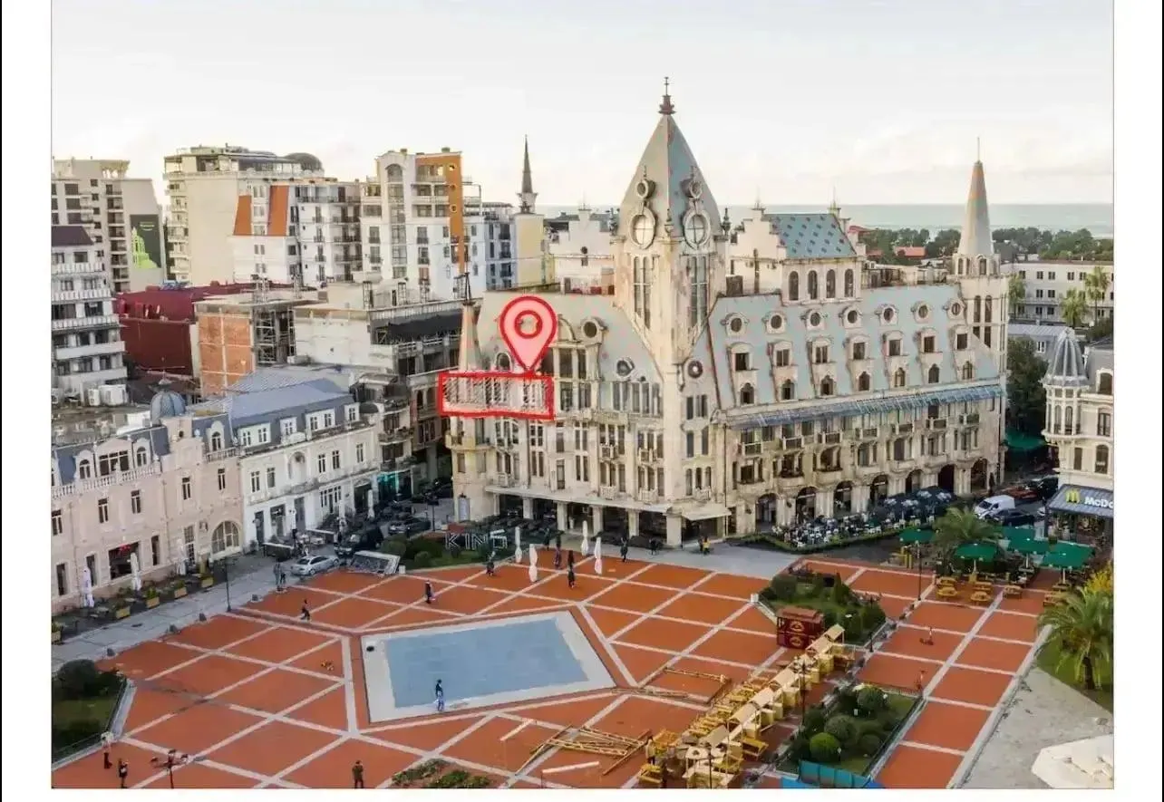 Квартира, 3-комн., 115 м²