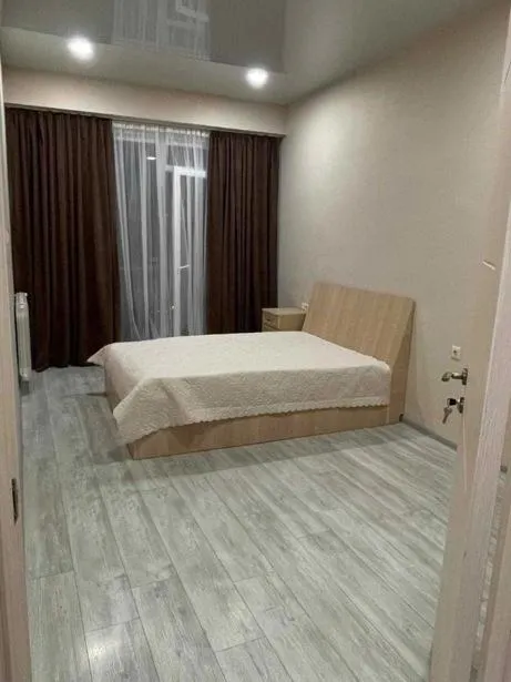 Квартира, 3-комн., 108 м²