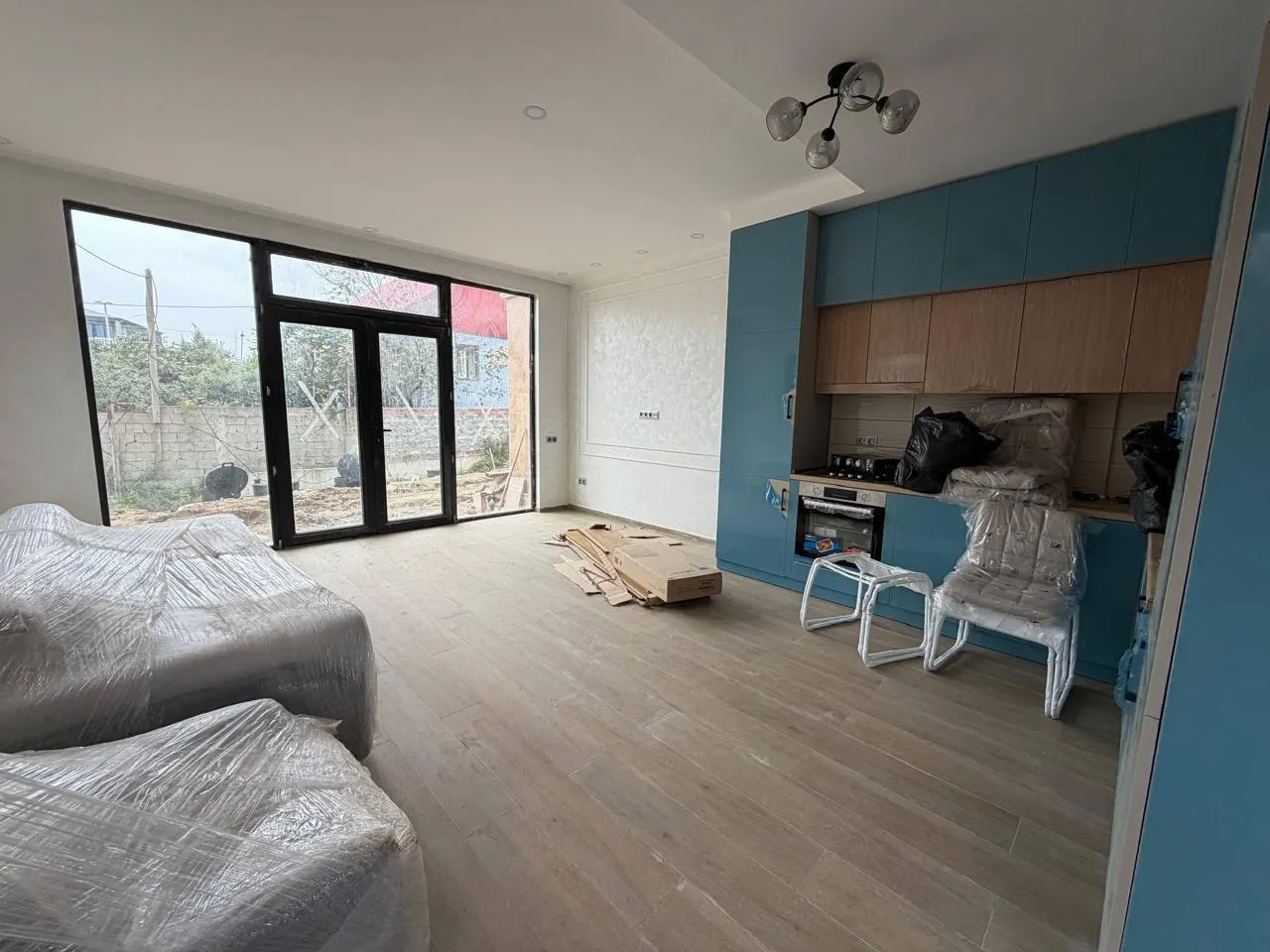 Дом, 5-комн., 225 м²