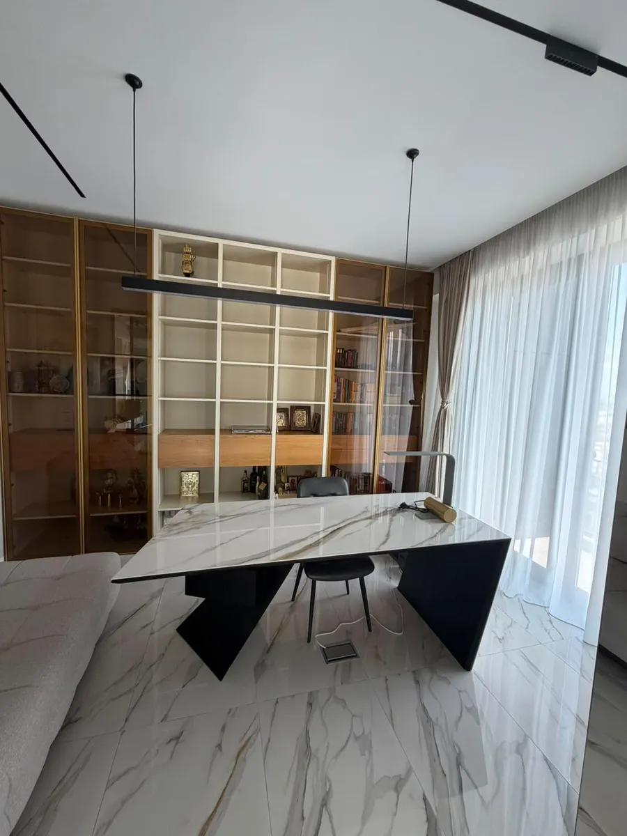 Дом, 5-комн., 488 м²