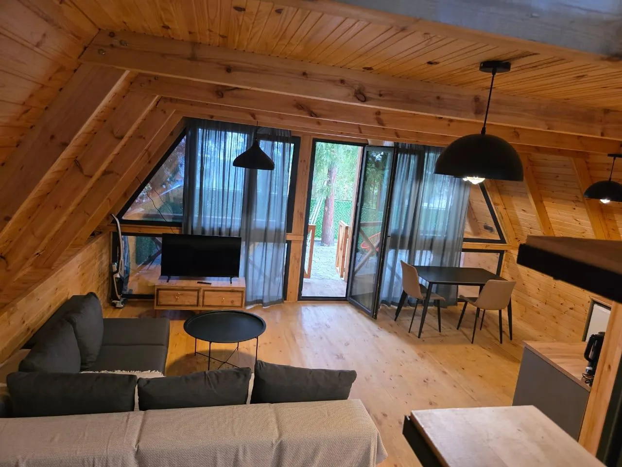 House, 2-room, 35 m²