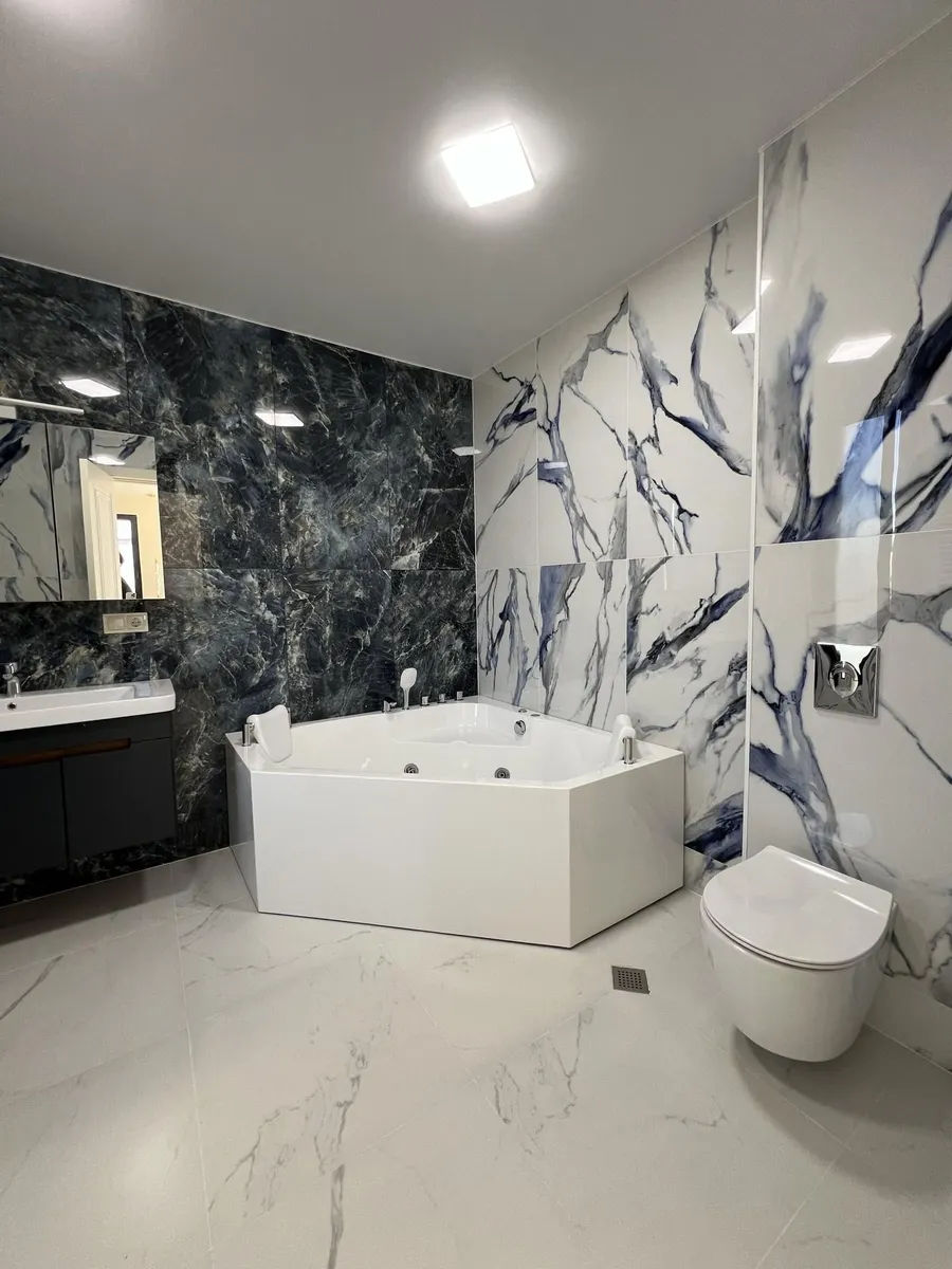 House, 6-room, 417 m²