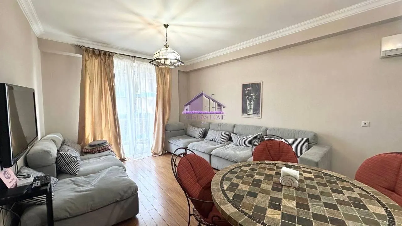 Квартира, 3-комн., 85 м²