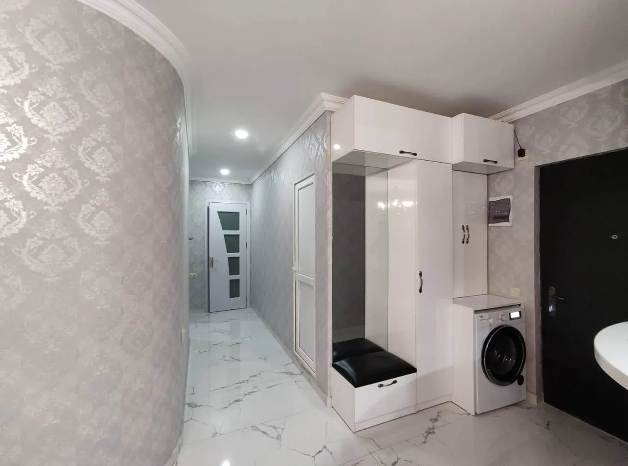 Квартира, 4-комн., 90 м²