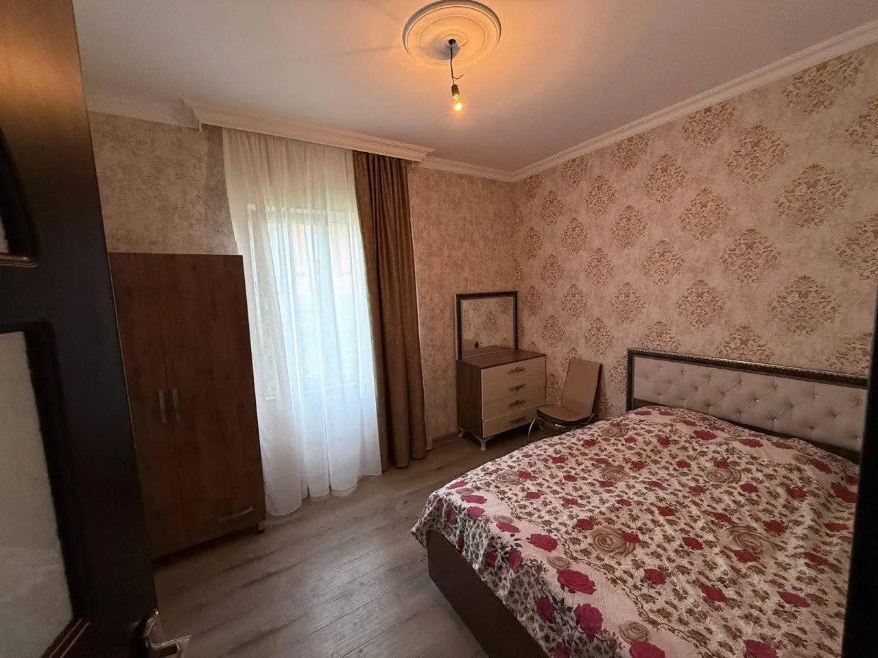 House, 4-room, 80 m²