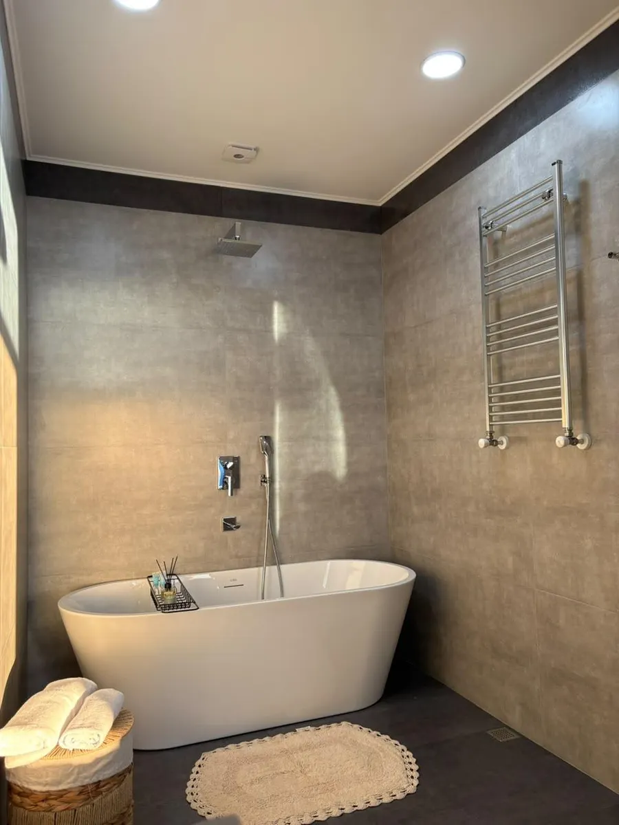 House, 2-room, 80 m²
