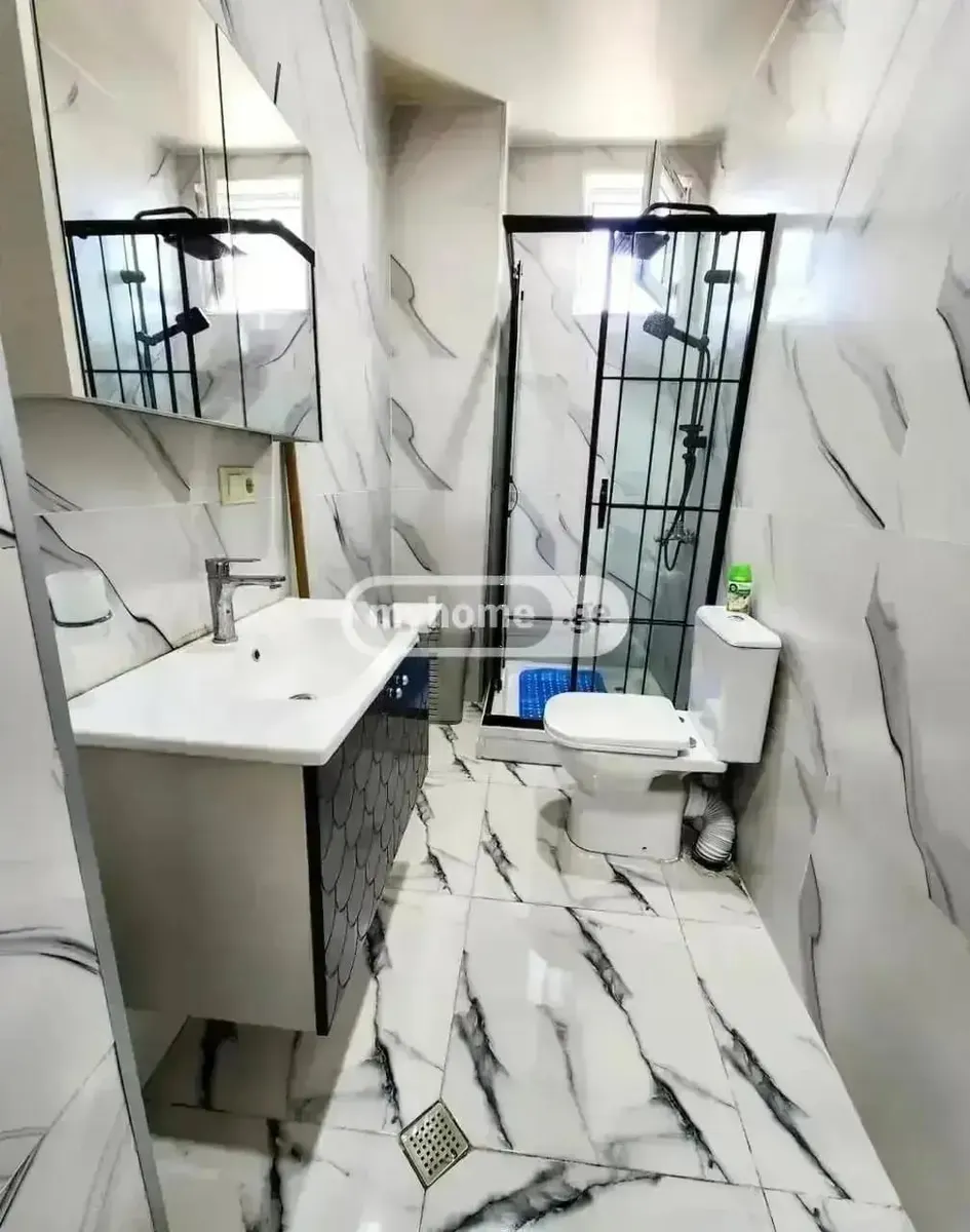 House, 3-room, 71 m²