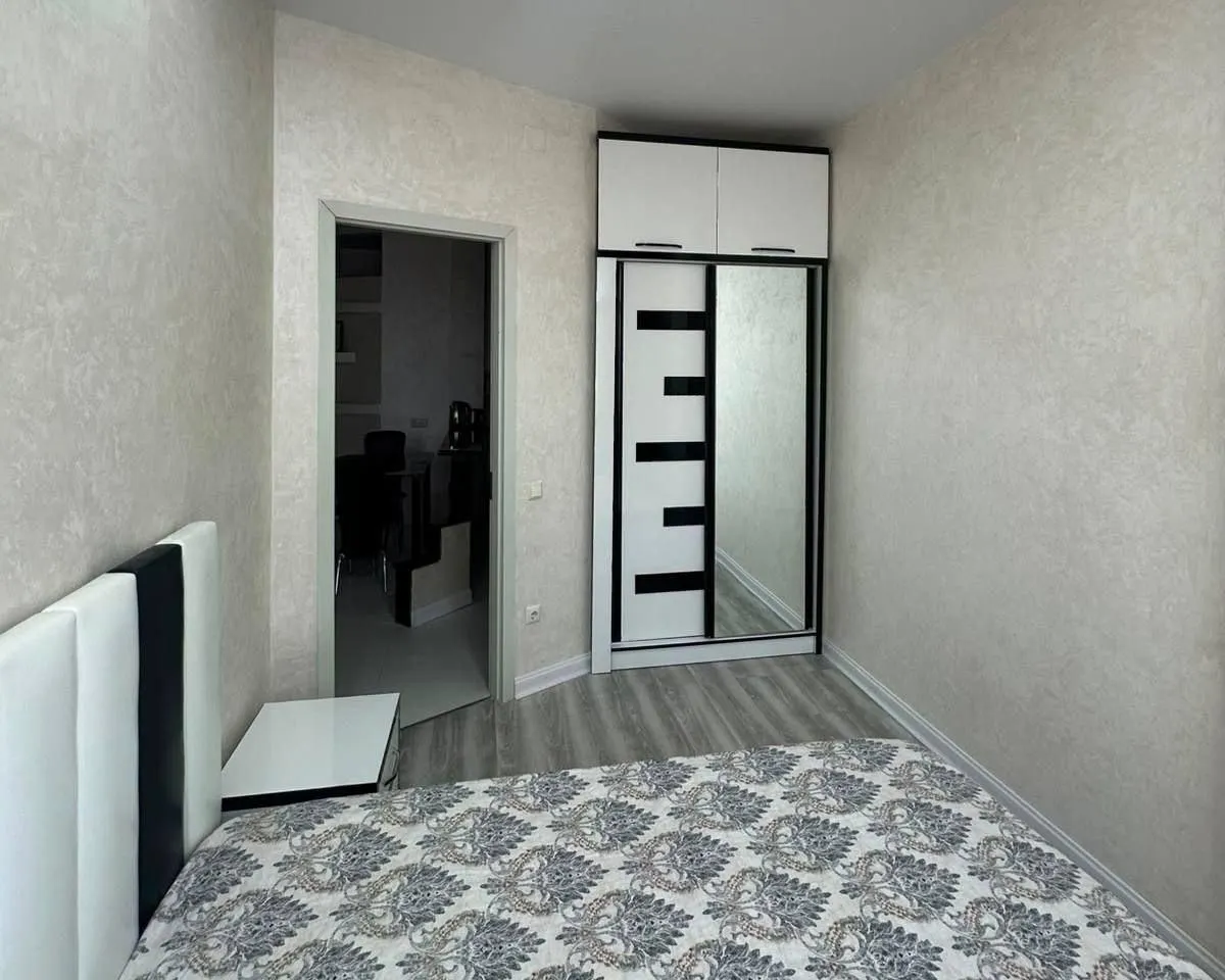 Apartment, 2-room, 55 m², Ilia Chavchavadze St, 51-57