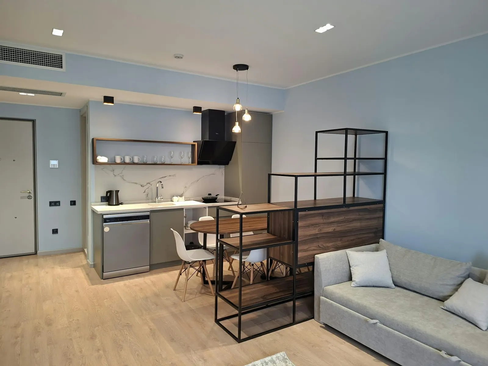 Квартира, 2-комн., 66 м²
