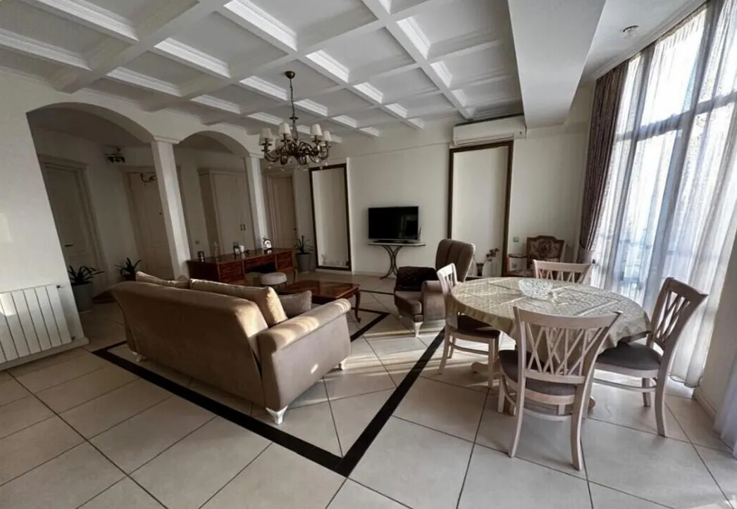 Квартира, 3-комн., 96.5 м²