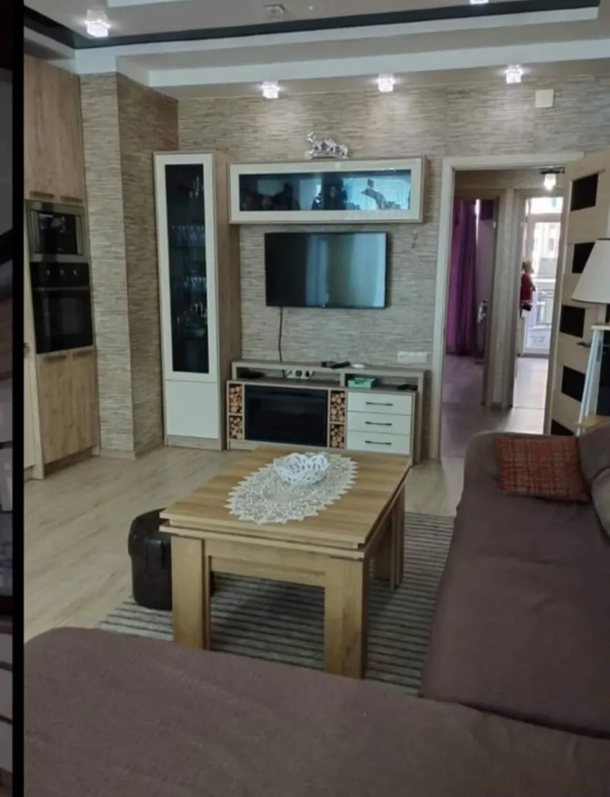 Квартира, 79 м²