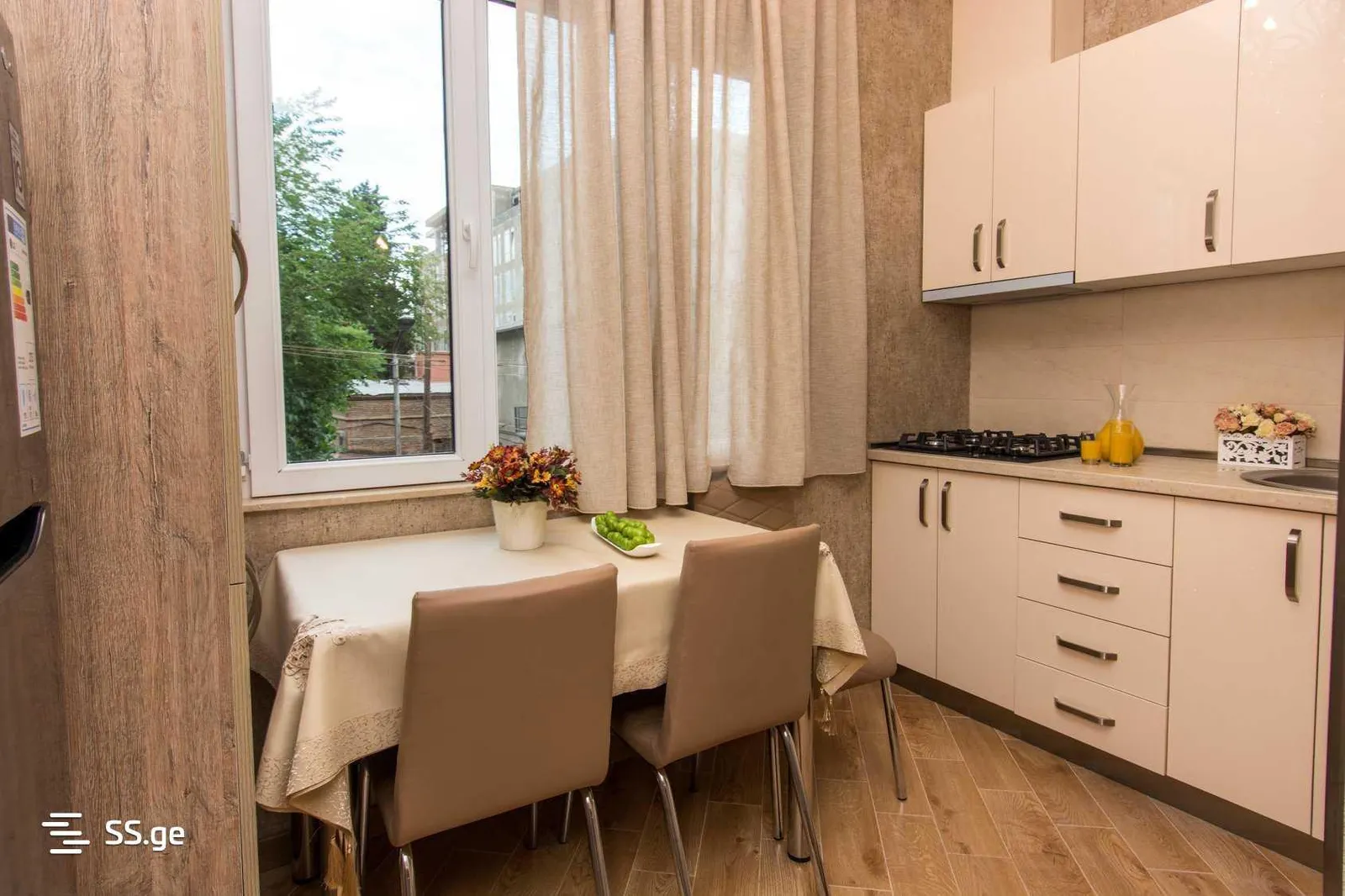 Квартира, 3-комн., 80 м²