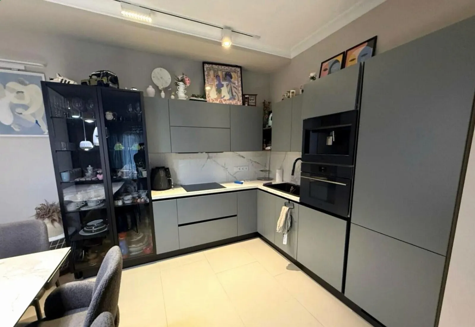 Квартира, 3-комн., 110 м²