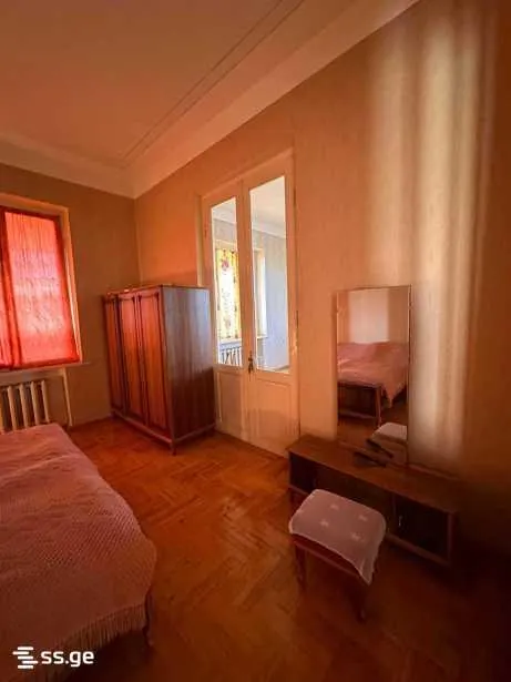 Дом, 5-комн., 800 м²
