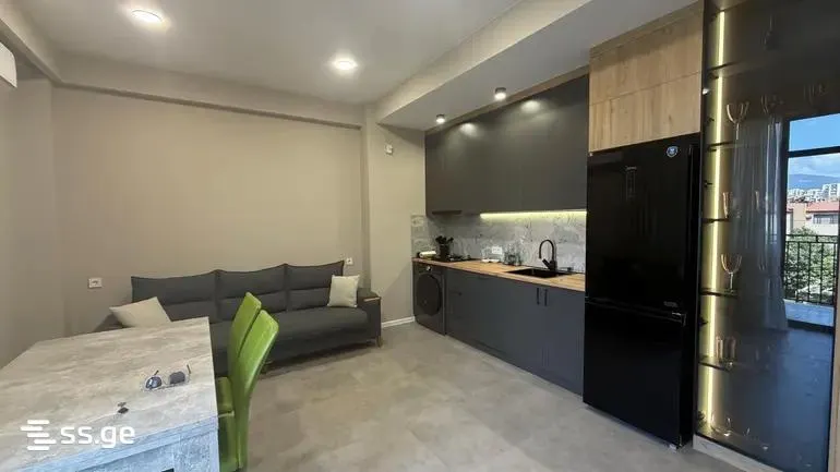 Квартира, 2-комн., 65 м², M² at Chkondideli