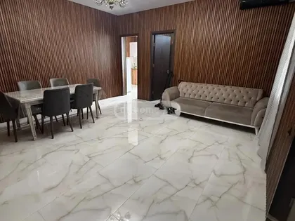 House, 3-room, 45 m²