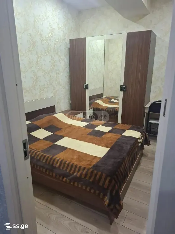 Квартира, 2-комн., 42 м², Dighomi Park