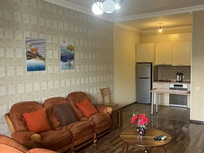 Apartment, 2-room, 60 m²