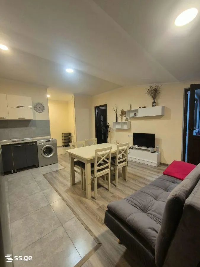Квартира, 2-комн., 55 м²
