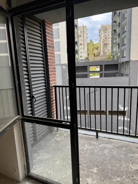Квартира, 3-комн., 92 м²
