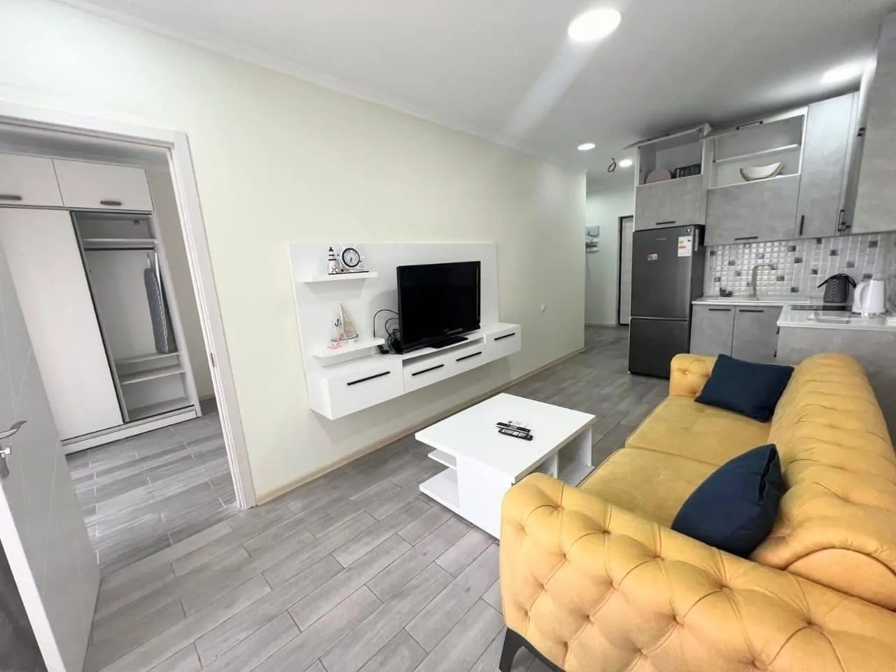 Apartment, 3-room, 60 m², Dar Tower