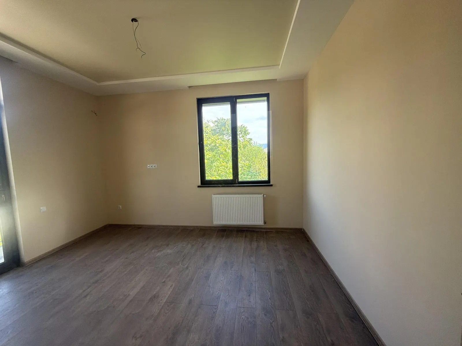 House, 5-room, 194.8 m²