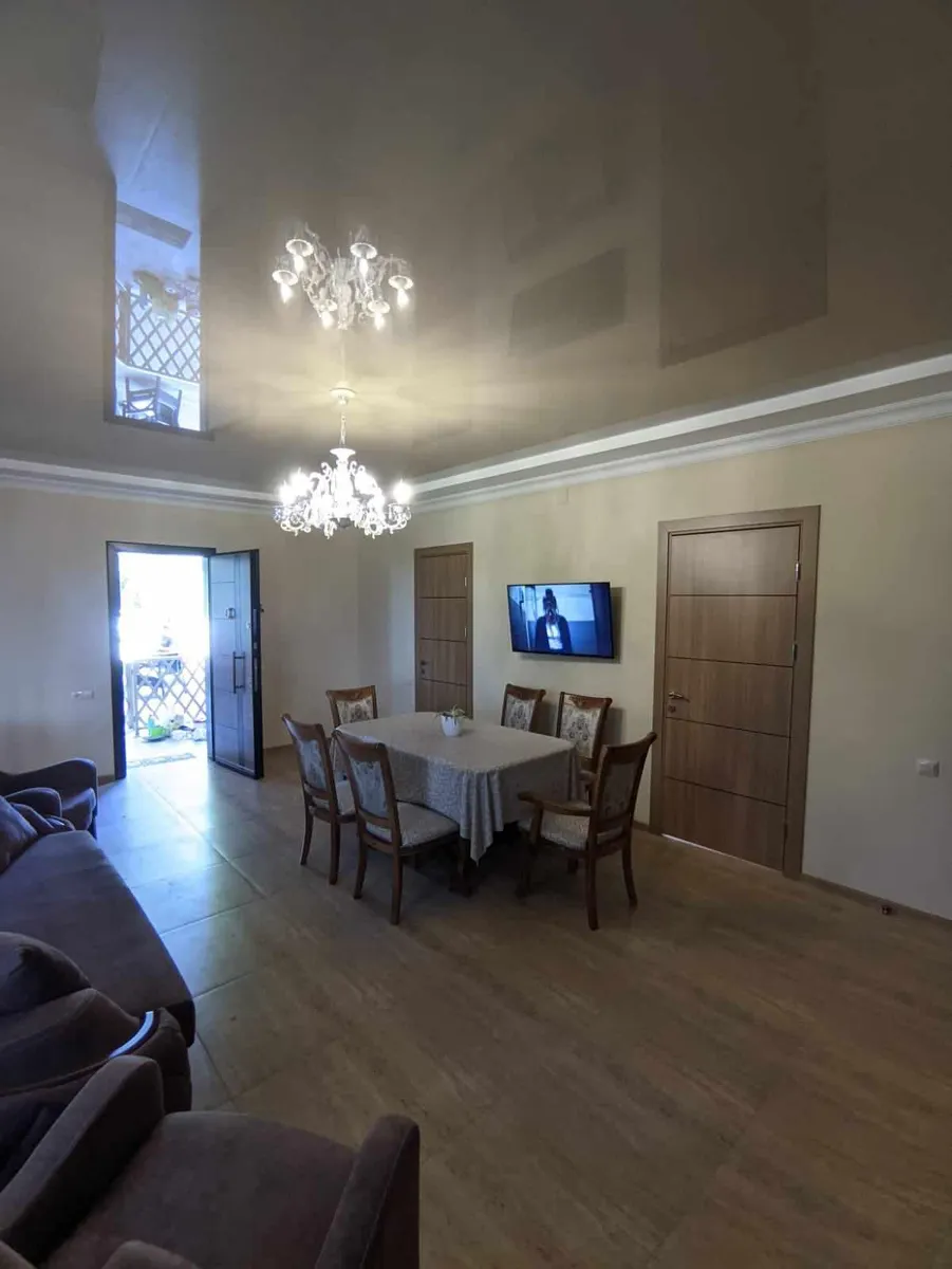Квартира, 2-комн., 60 м²